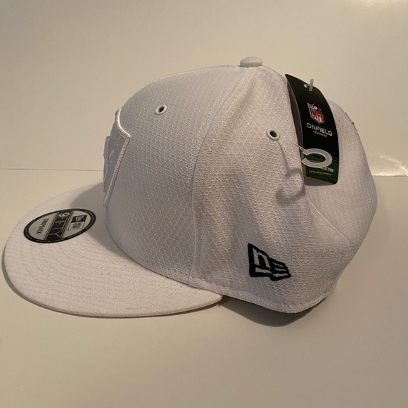 White Las Vegas Raiders New Era  9Fifty SnapBack - Picture 5 of 11